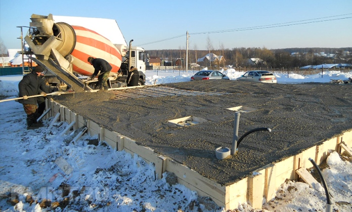 Как изготовляется зимний бетон и его особенности