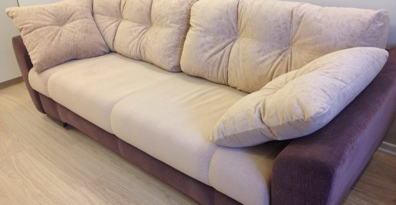 Как выбрать диван по материалу обивки